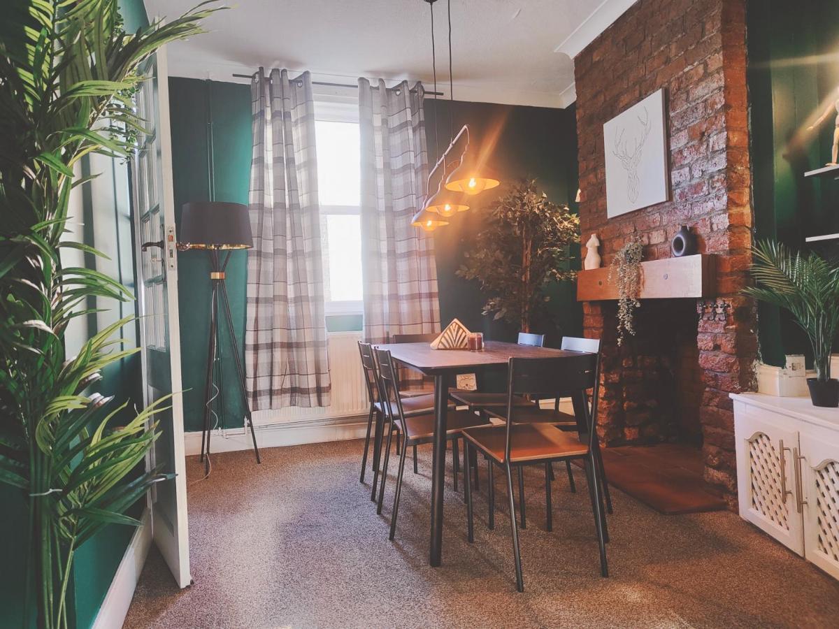 Cosy Home In Historical Beverley Town With Parking Экстерьер фото